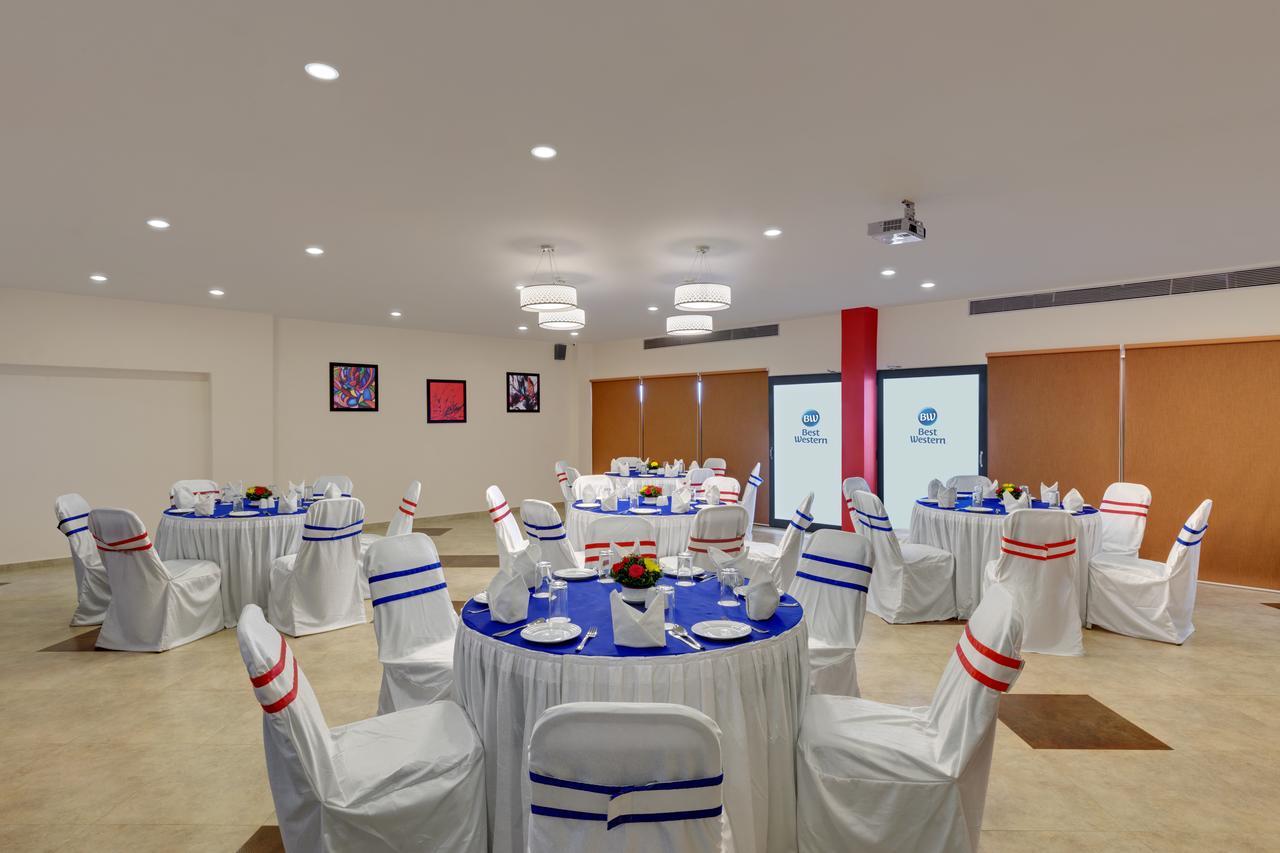 Best Western Alkapuri, ואדודרה מראה חיצוני תמונה
