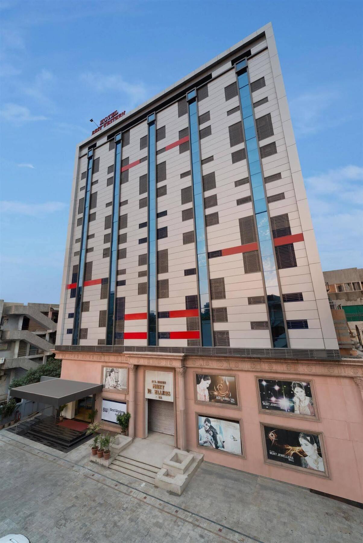 Best Western Alkapuri, ואדודרה מראה חיצוני תמונה