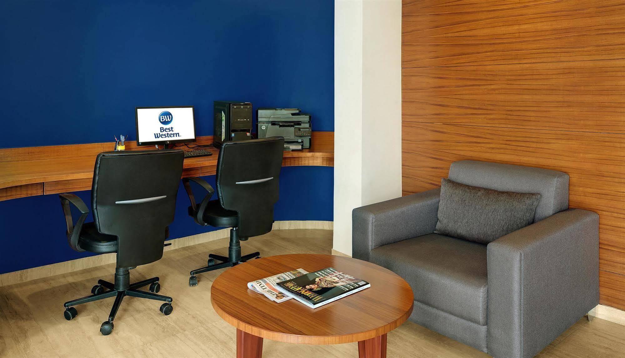 Best Western Alkapuri, ואדודרה מראה חיצוני תמונה