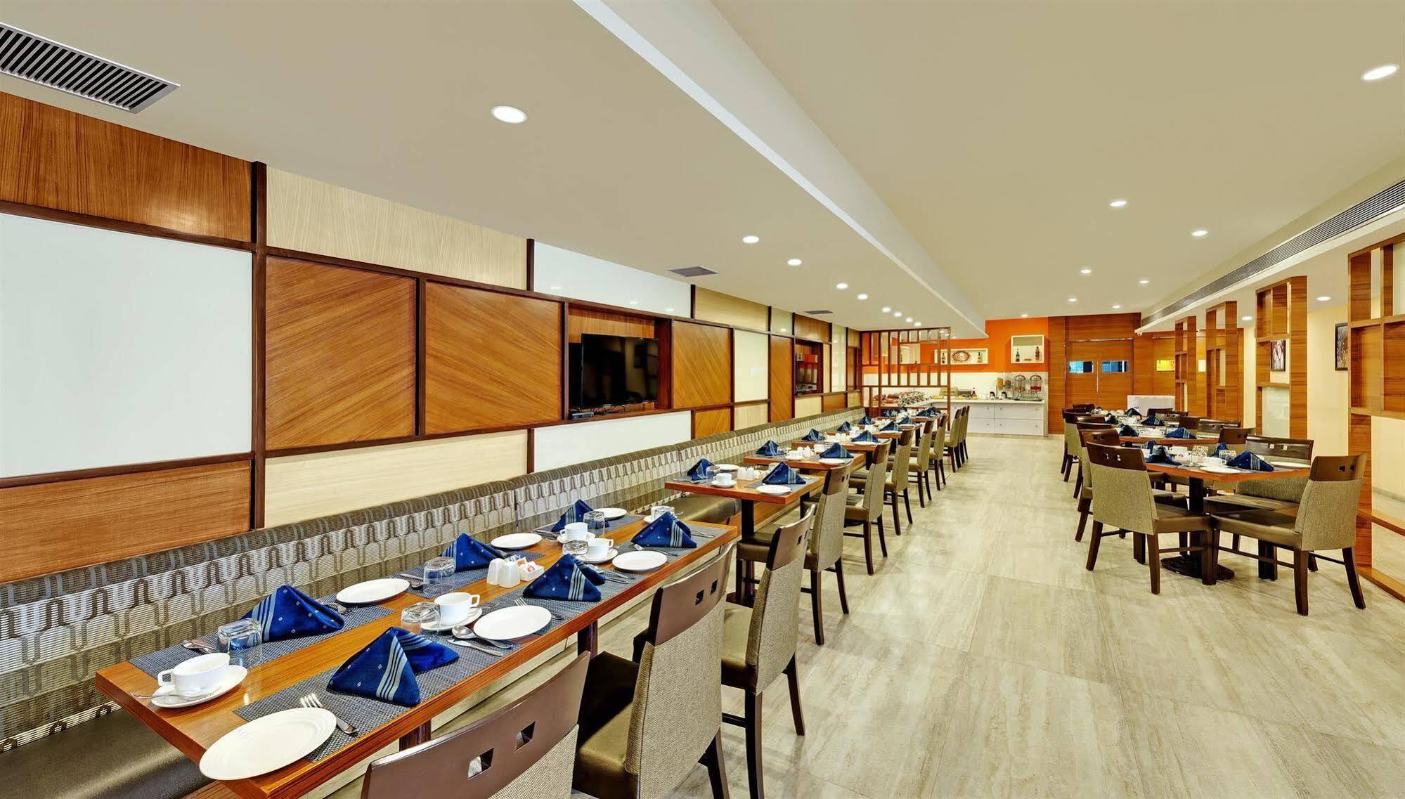 Best Western Alkapuri, ואדודרה מראה חיצוני תמונה